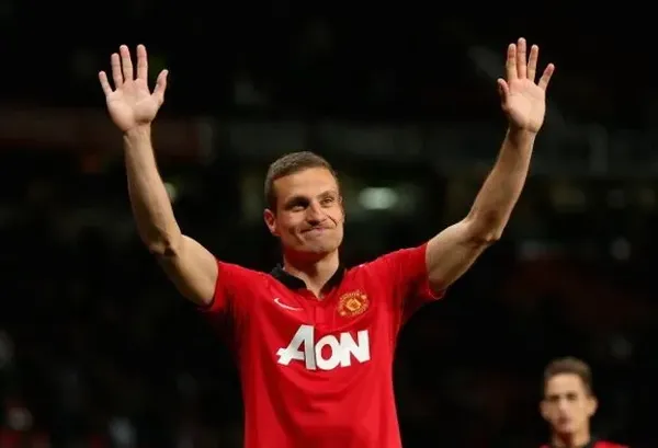 Đội hình xuất sắc nhất Manchester United: Trung vệ: Nemanja Vidic