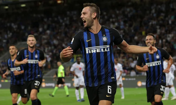 Stefan de Vrij là hậu vệ không thể thiếu trong đội hình của Inter Milan