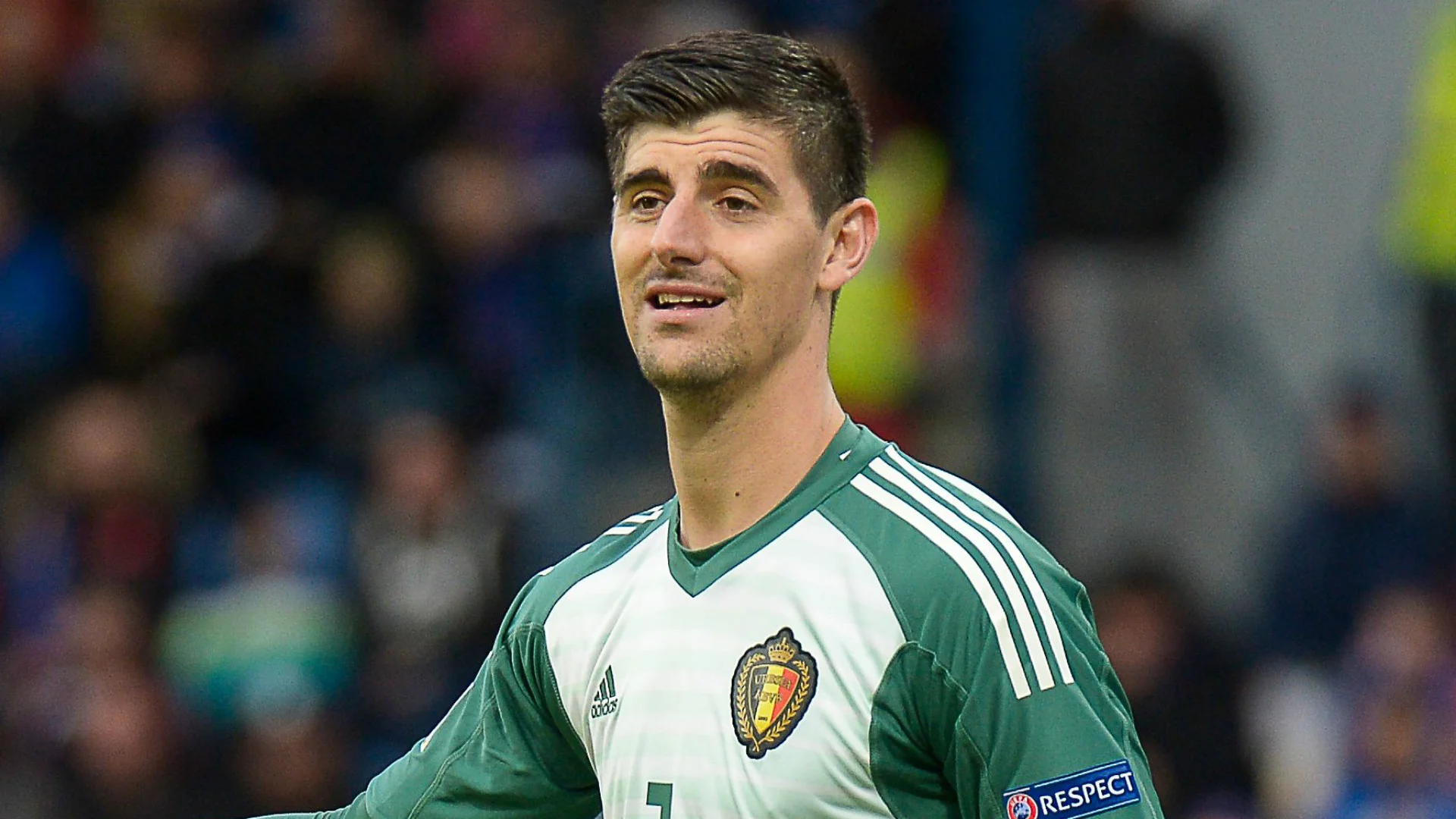 Thủ môn hay nhất Euro - Courtois