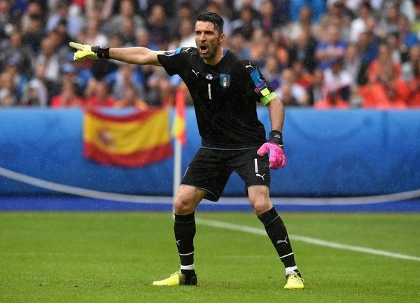 Gianluigi Buffon - thủ môn xuất sắc tại World Cup 2010